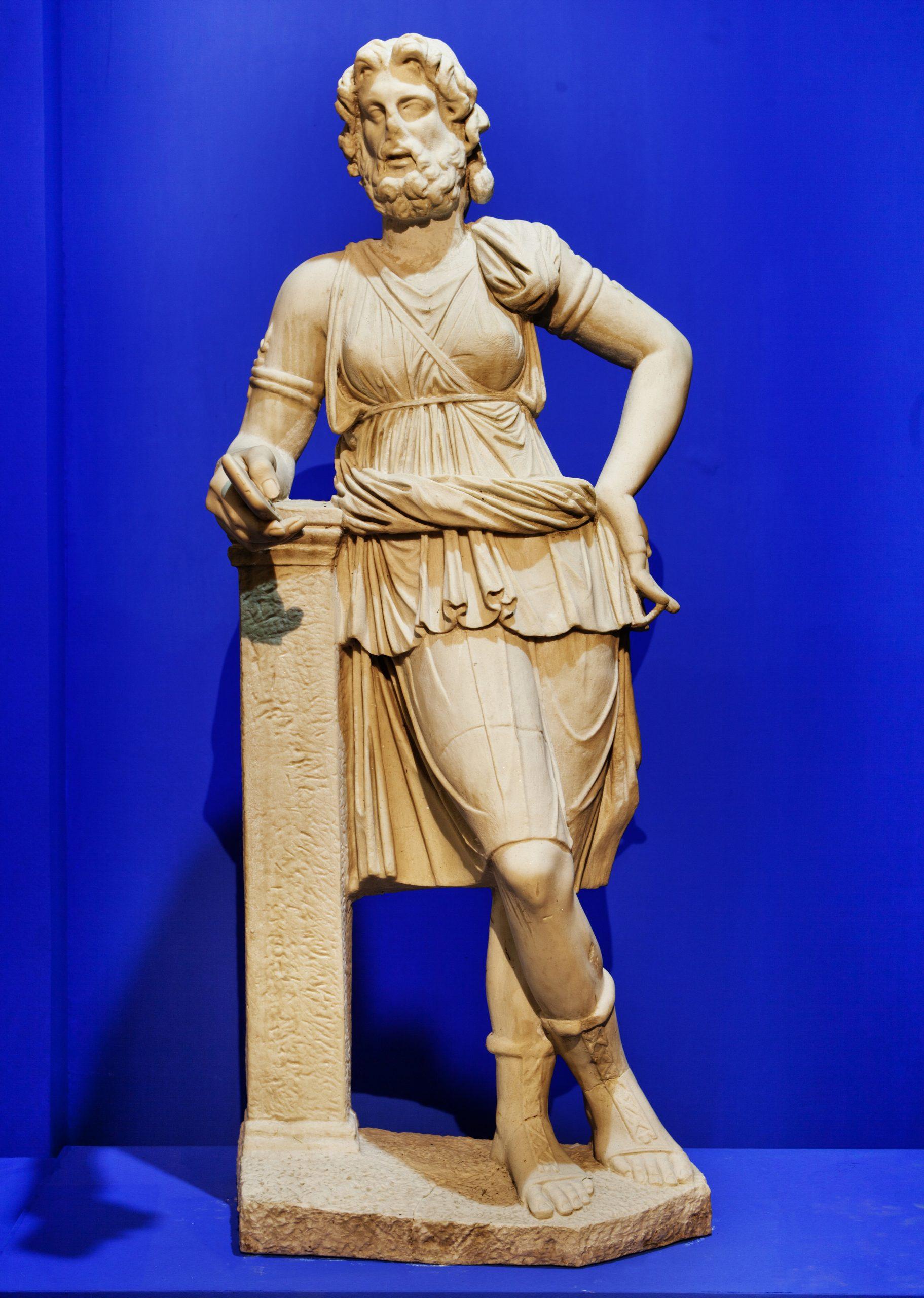 Bayan Zeus
