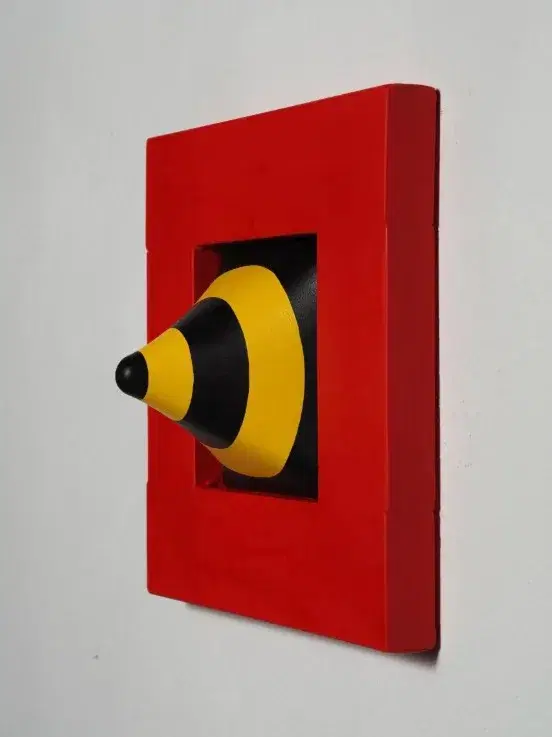 Uncanny Bee