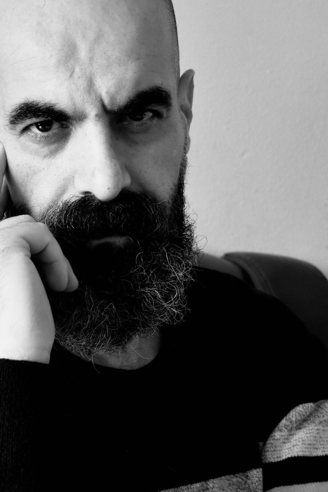Şener Özmen